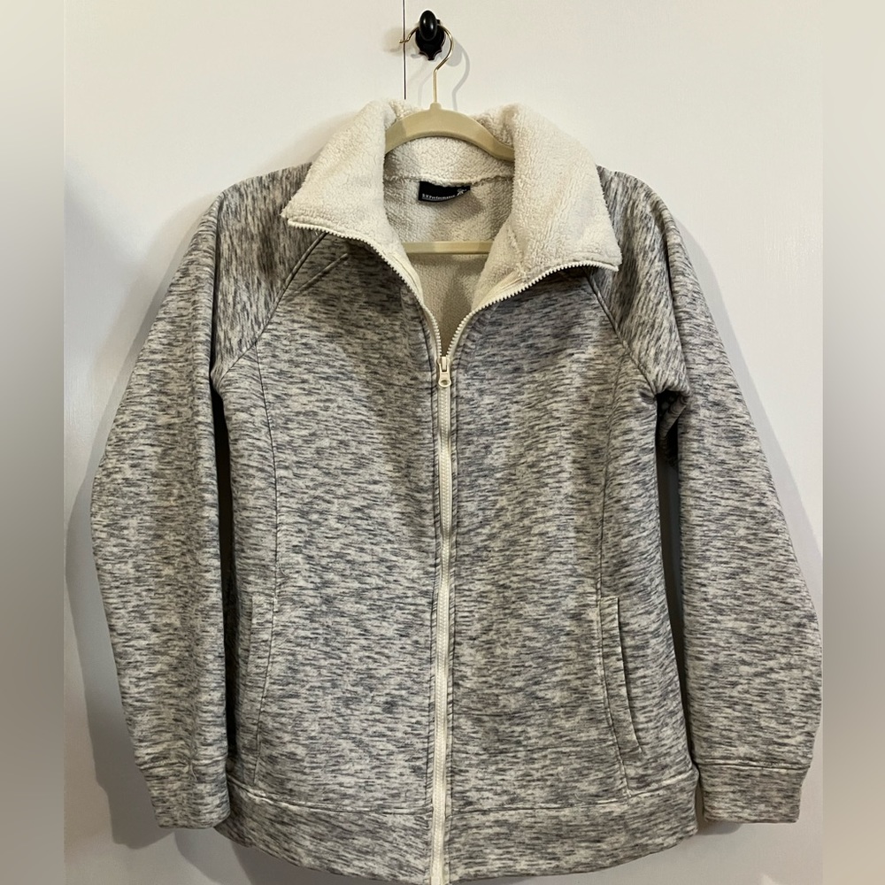 RK Performance full zip jacket size M